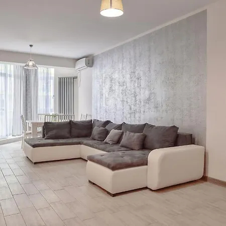 Sea And Pool View N Pools *