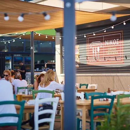 Sea And Pool View N Pools *