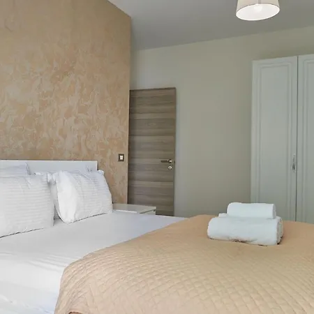 Sea And Pool View N Pools דירה Năvodari